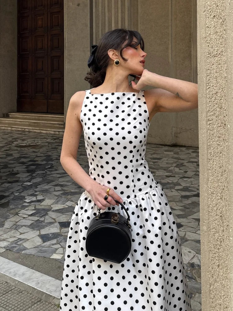 Vestido com Estampa em Poa Larissa